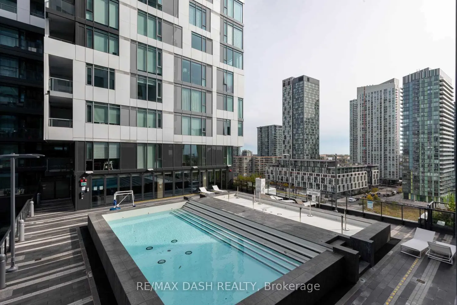 27 Bathurst Street 1202