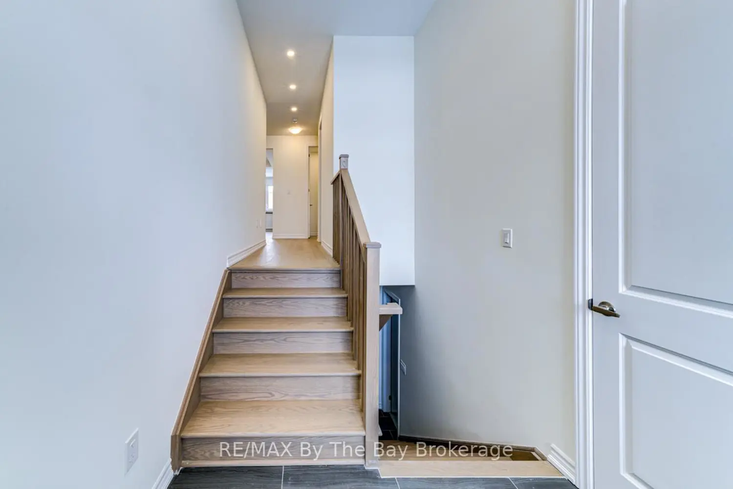 15 Sun Valley Avenue photo 2
