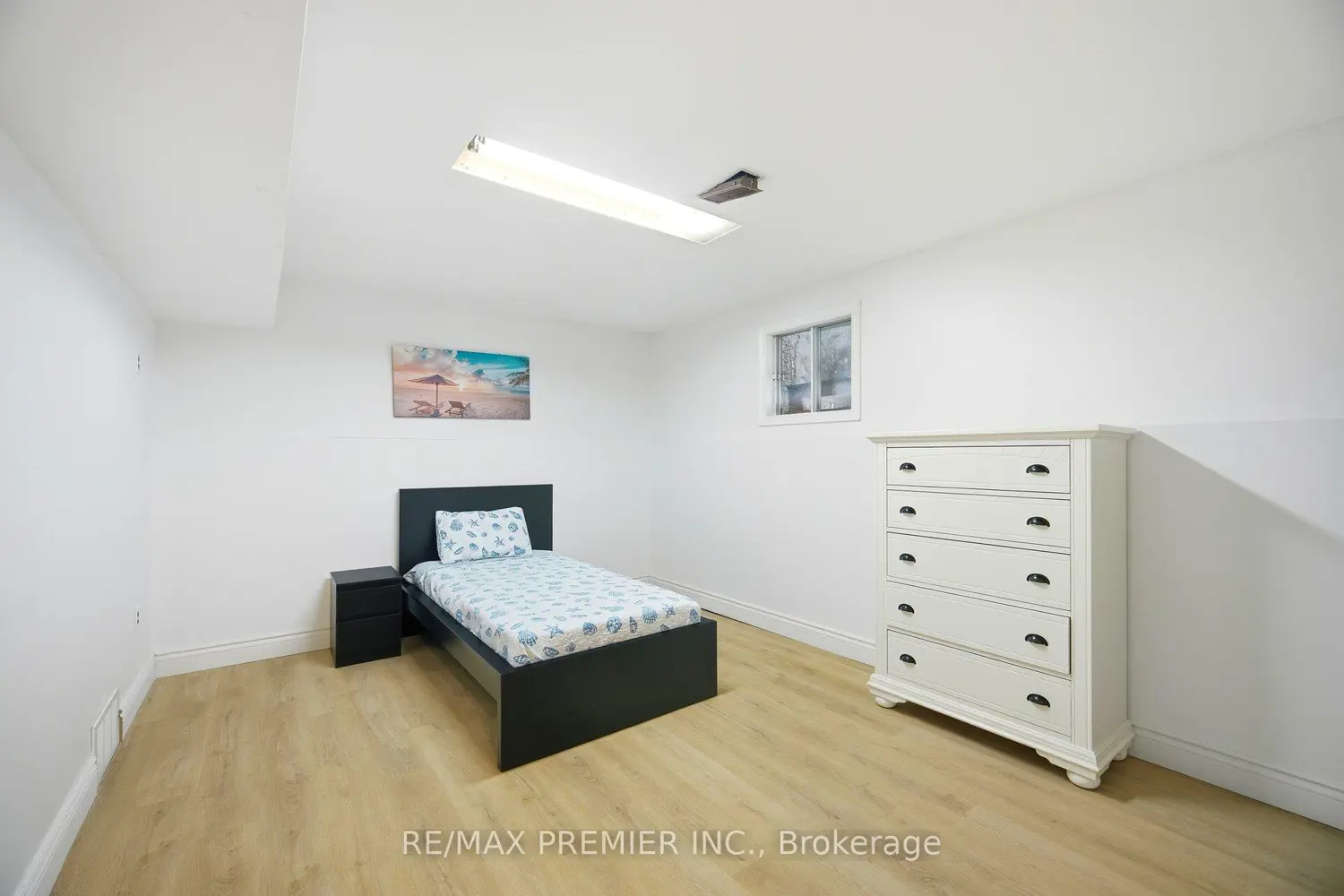 Additional image 14 of 752 Pinegrove Avenue