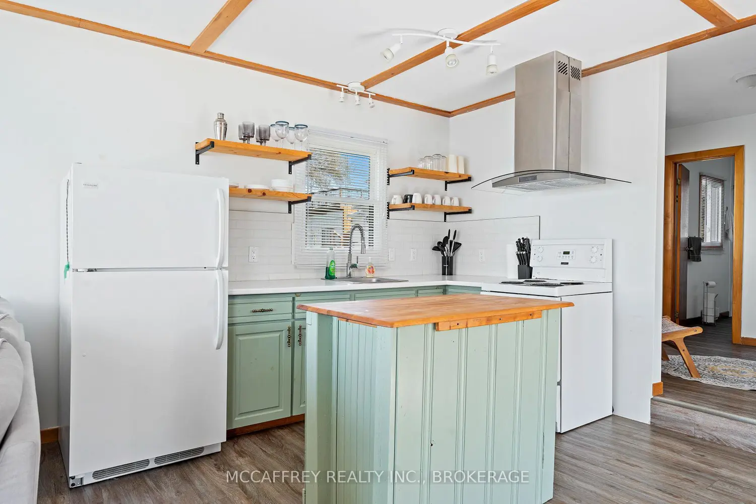 Additional image 4 of 2161C County Rd 9