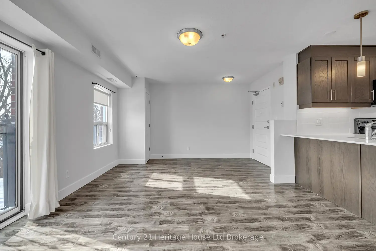 Additional image 3 of 34 Brock Street 303