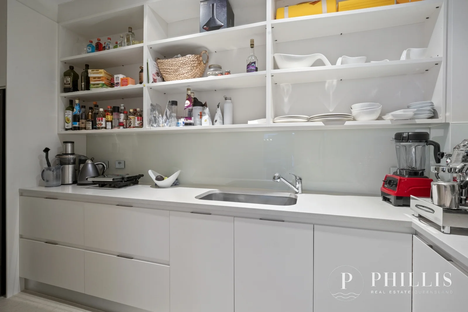 Additional image 13 of 26-28 Royal Albert Crescent, Sovereign Islands QLD 4216