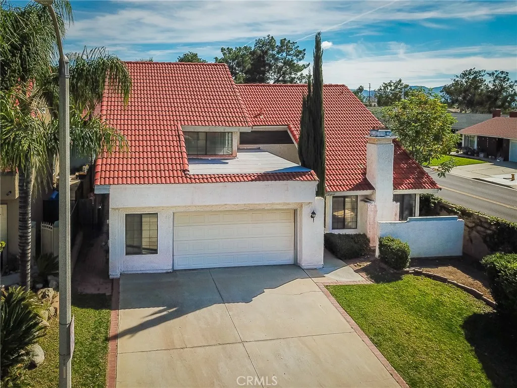 12240 Westerly Trl, Moreno Valley, CA 92557