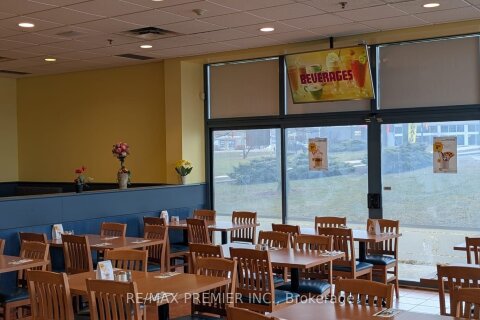 Additional image 7 of 46/47-10909 Yonge Street N, Richmond Hill, ON, L4C 3E3