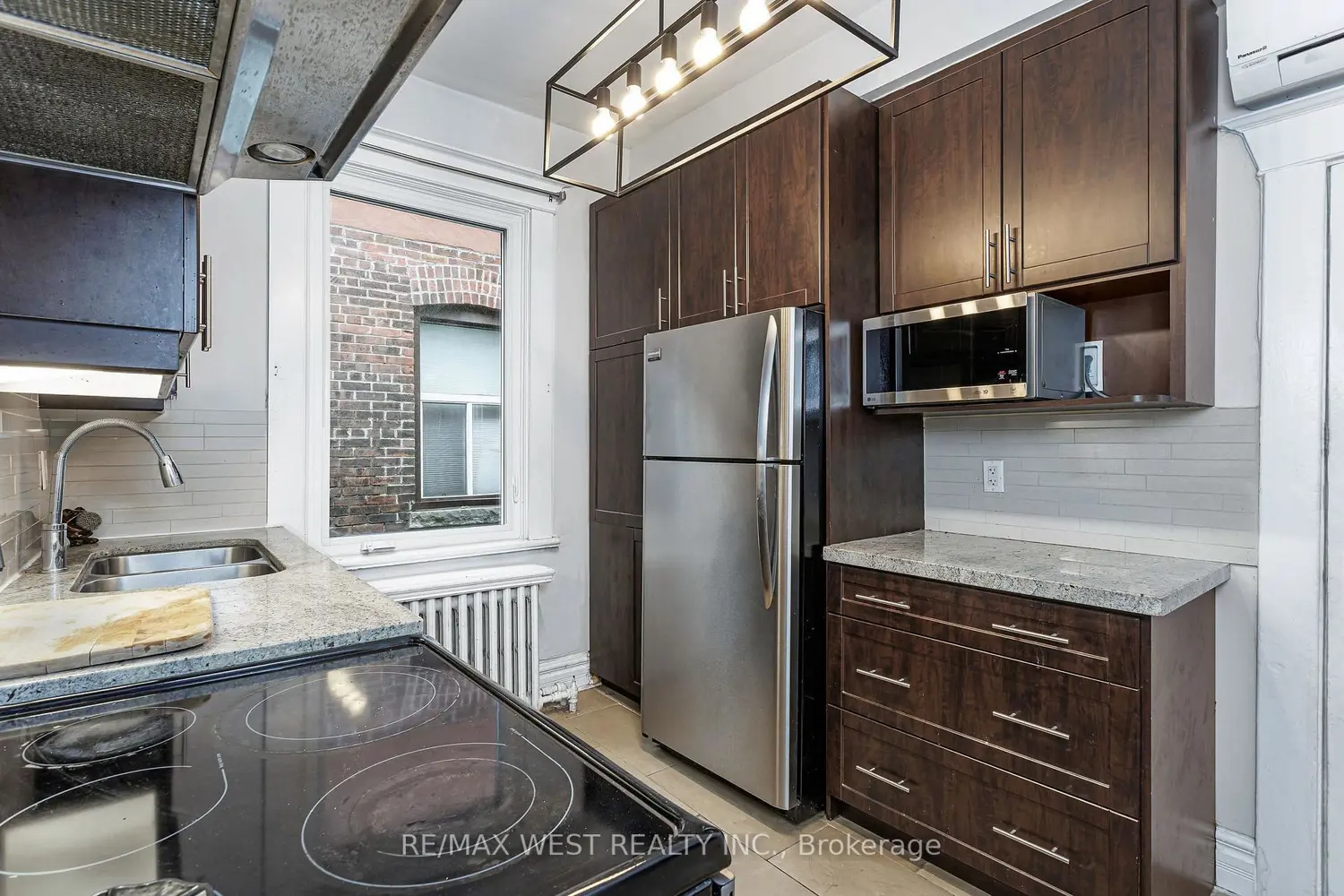 Additional image 3 of 328 High Park Avenue