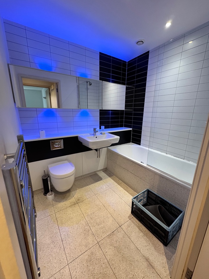 Additional image 5 of Room in a Shared House, Goulden St, M4, N1 7GU