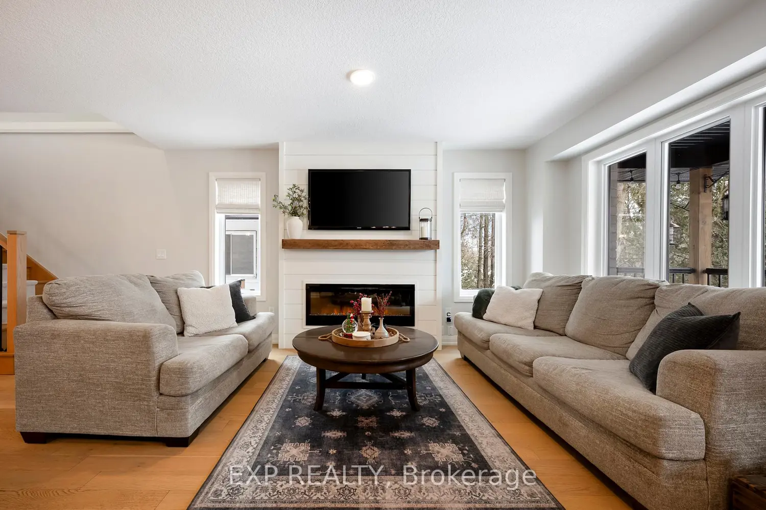 Additional image 10 of 745 Waterloo Street