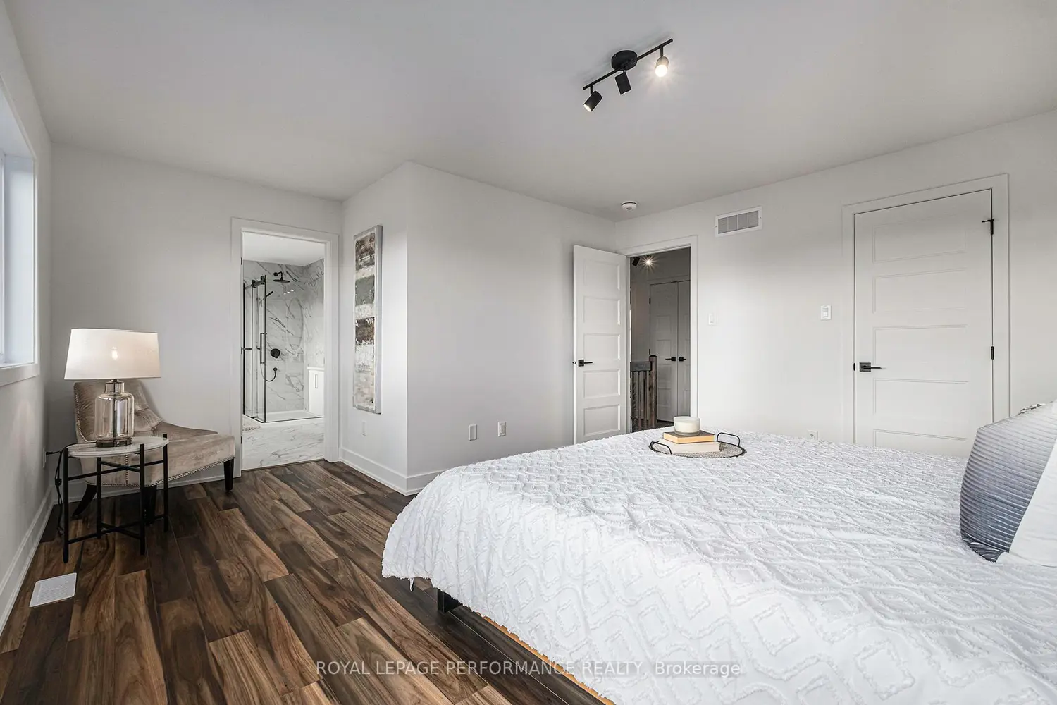 Additional image 9 of 19 Rutile Street