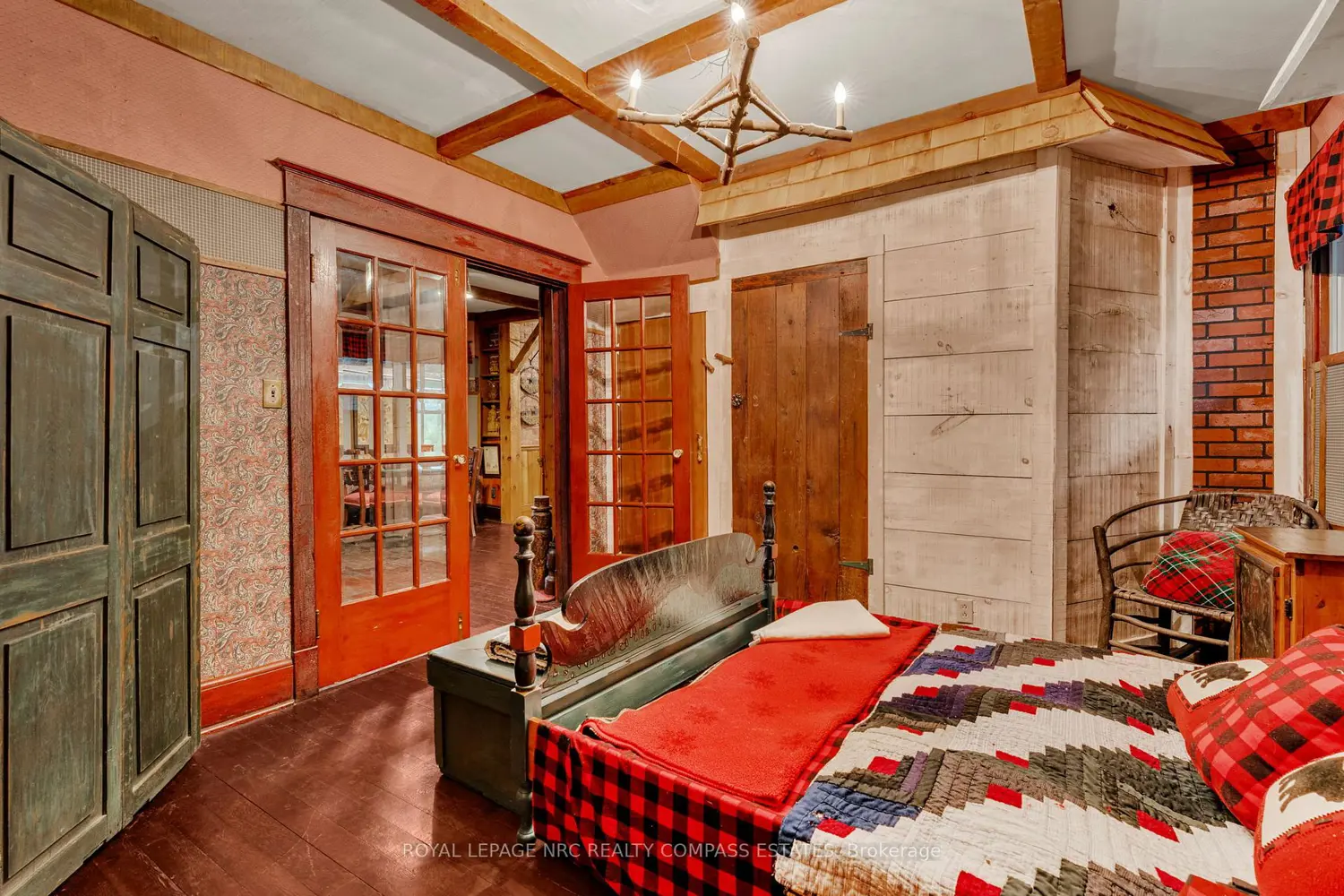 Additional image 2 of 4034 Victoria Avenue