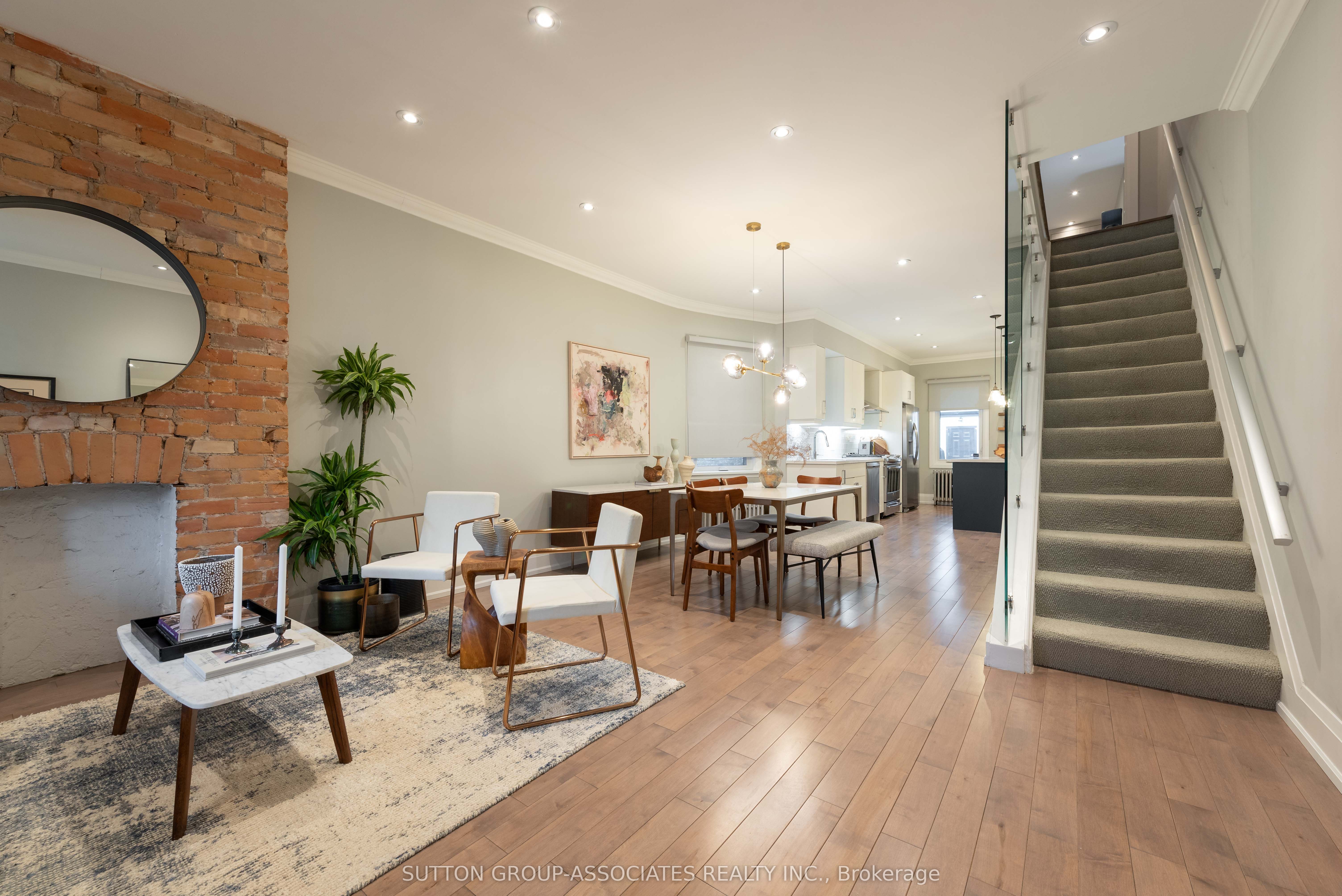 Additional image 4 of 106 Uxbridge Avenue, Toronto, ON, M6N 2Y4