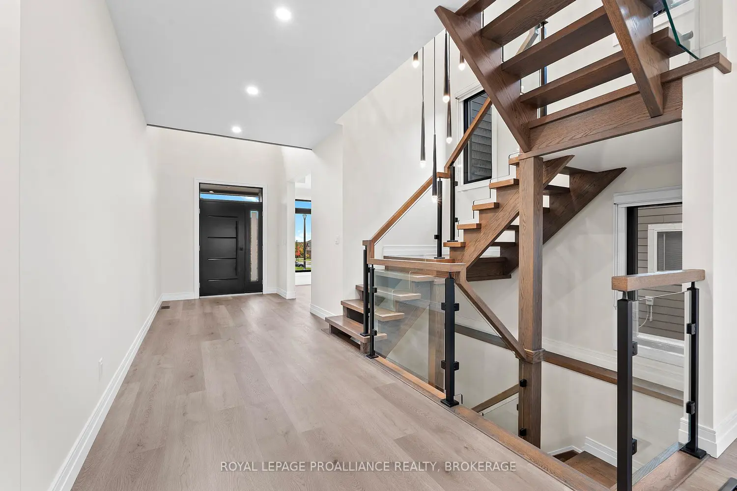 Additional image 2 of 832 Windermere Drive