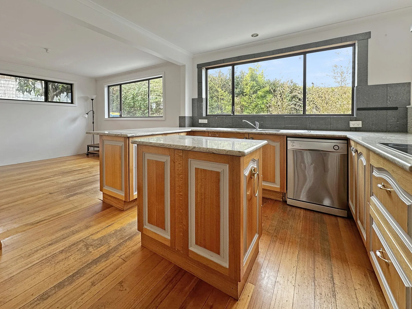 Additional image 4 of 14 Lawry Heights, St Helens TAS 7216