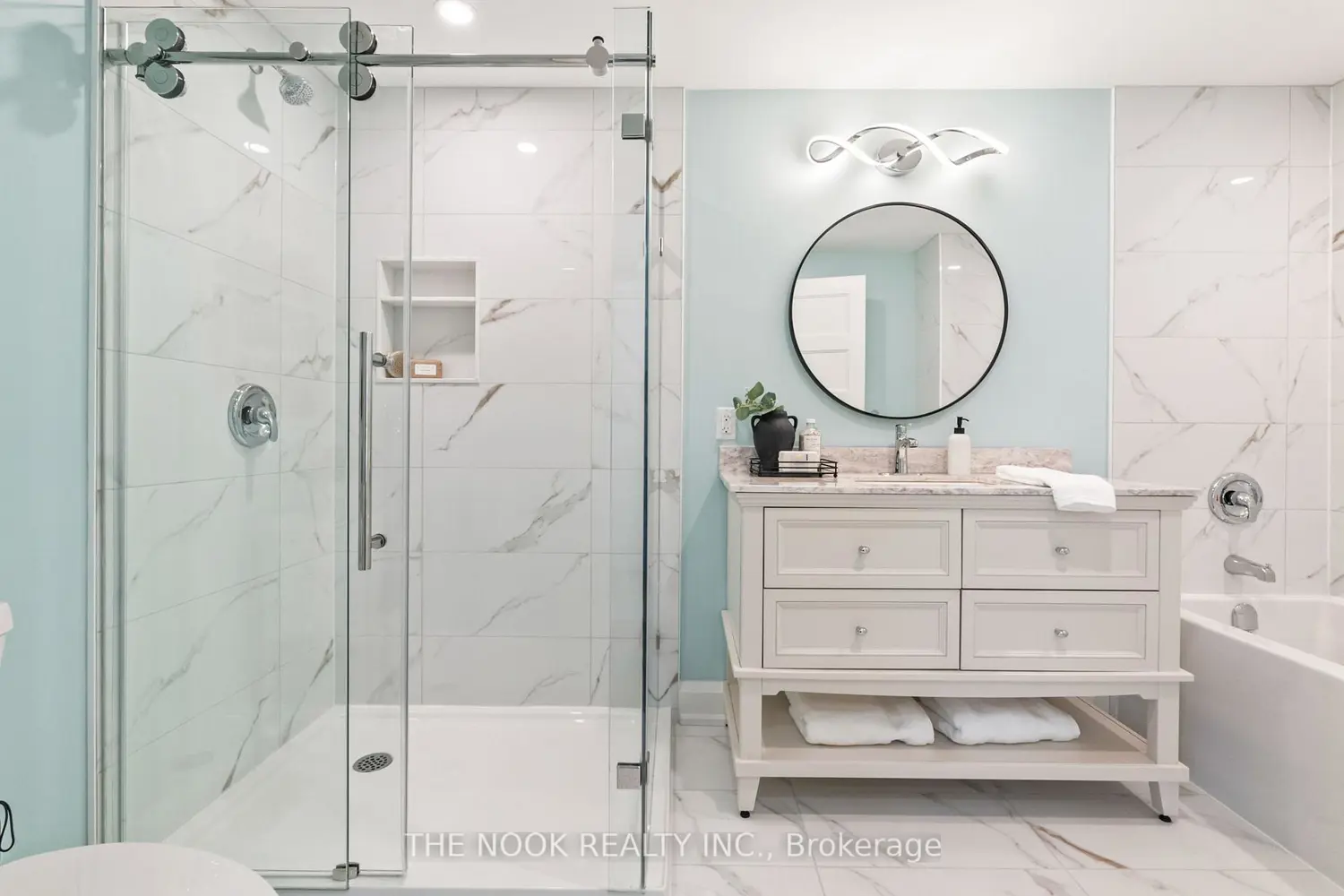 Additional image 13 of 55 Honey's Beach Road