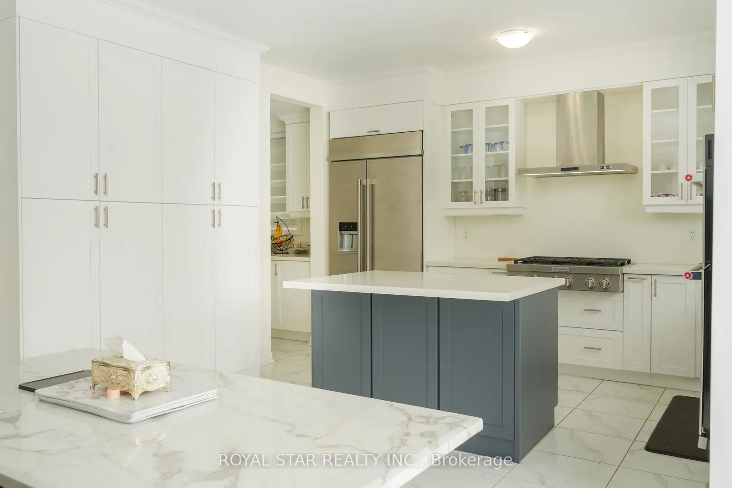 Additional image 9 of 144 Rosanne Circle