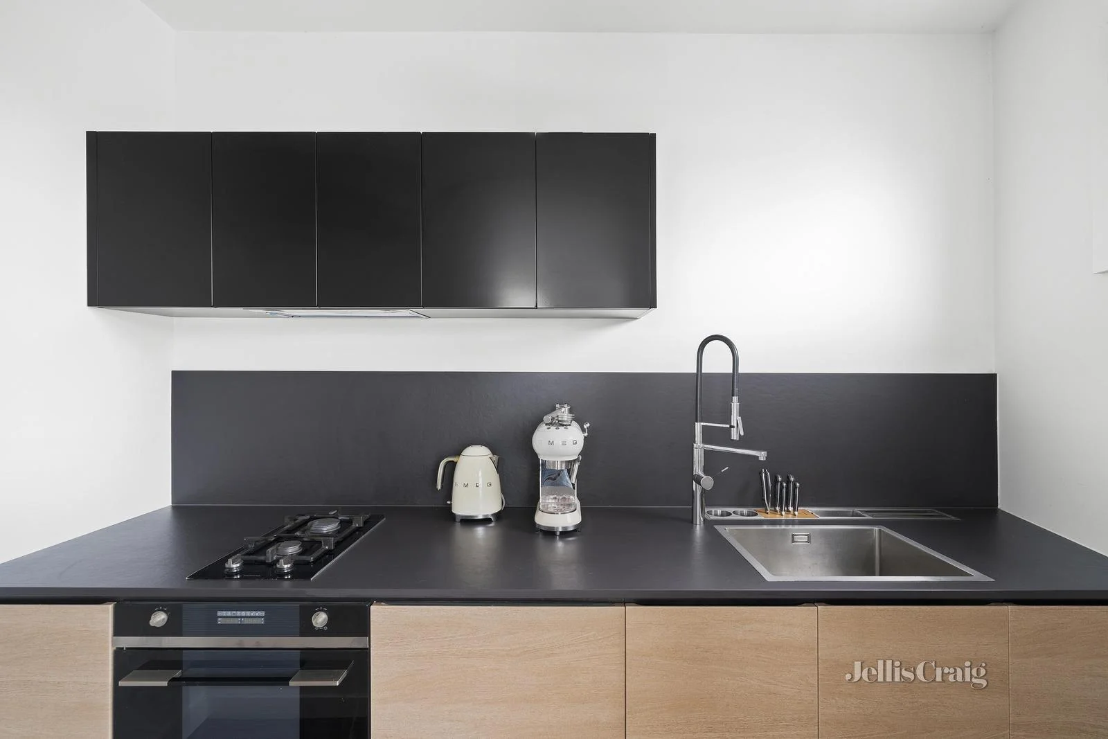 Additional image 6 of 2/2 Stevedore Street, Williamstown VIC 3016