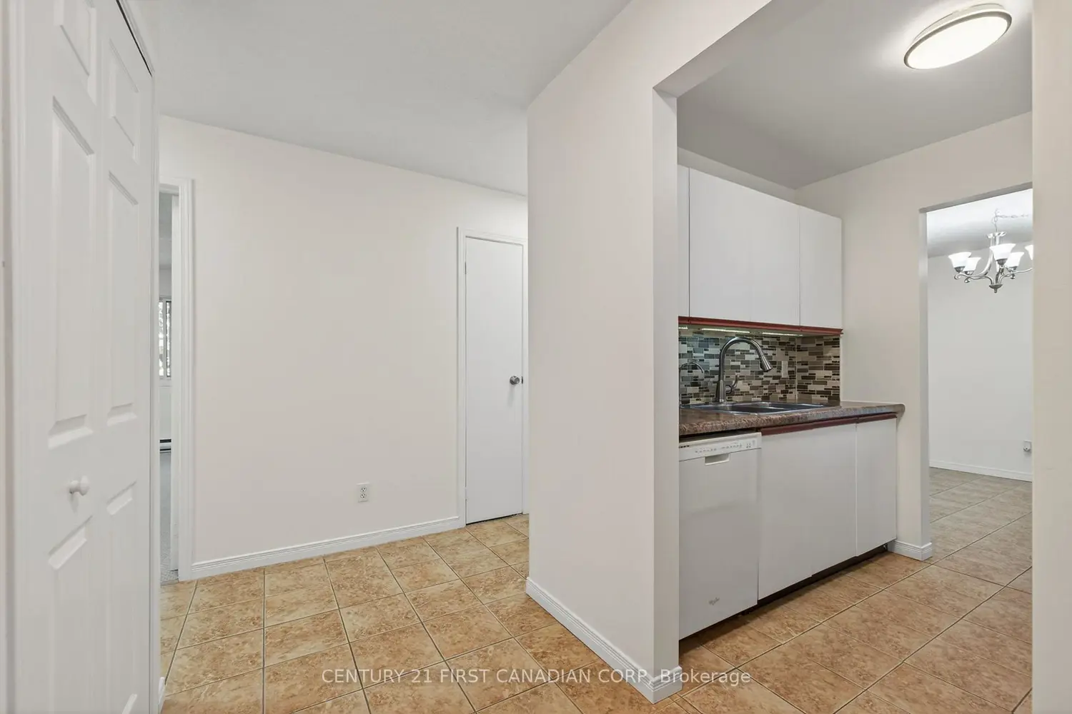 144 Conway Drive 92 photo 3