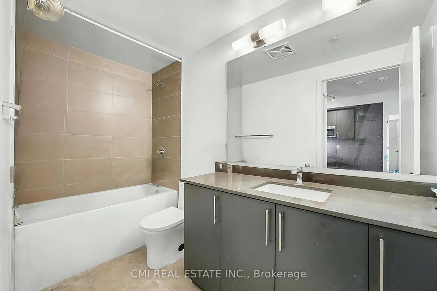 Additional image 11 of 2450 Old Bronte Road 242