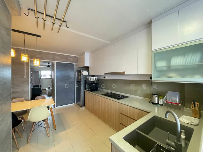 Additional image 5 of 883 Tampines Street 84