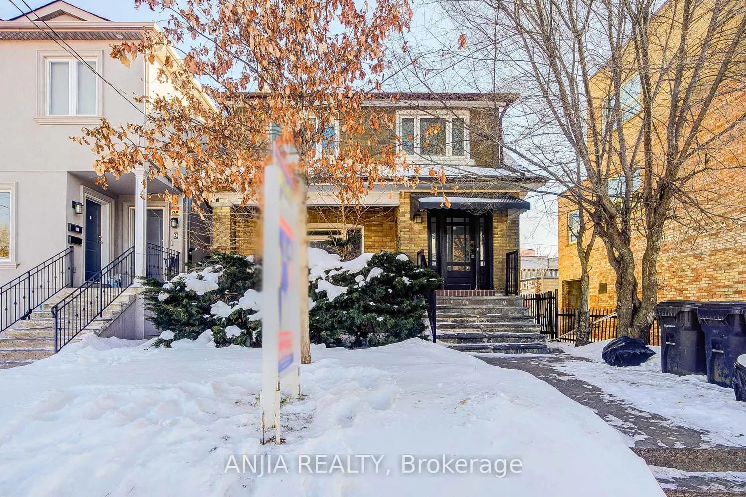 7 Linnsmore Crescent