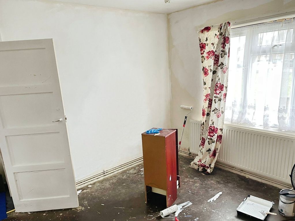 Additional image 7 of 2 bed flat for saleBurke Avenue, Port Talbot SA12
