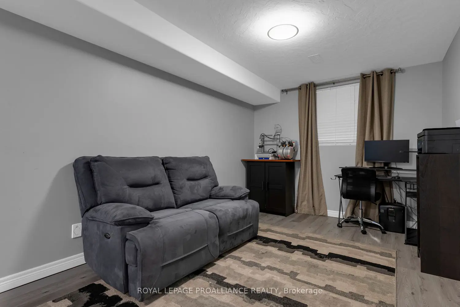 Additional image 15 of 18 Fox Den Drive