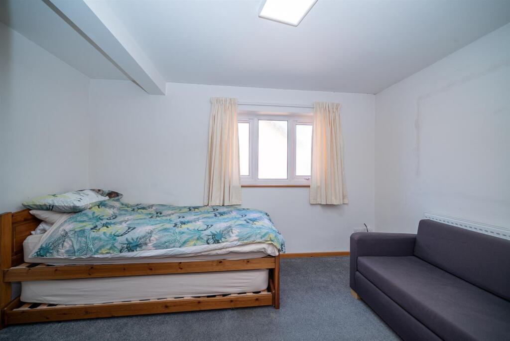 Additional image 13 of Howard Close, St. Albans