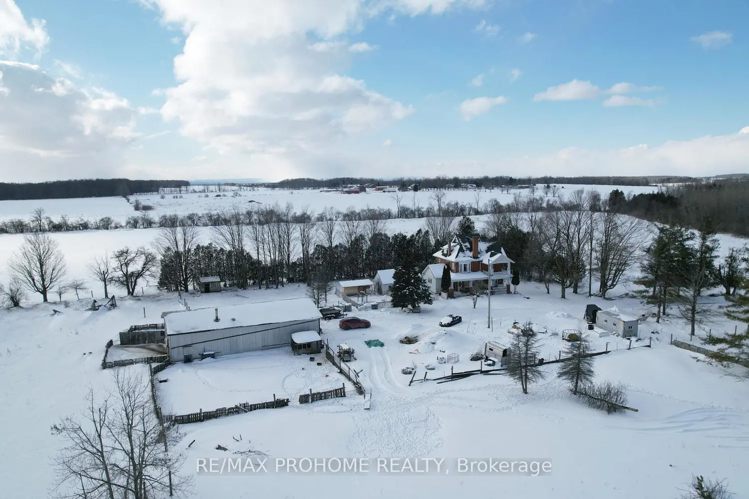 Additional image 2 of 3869 7Th Line