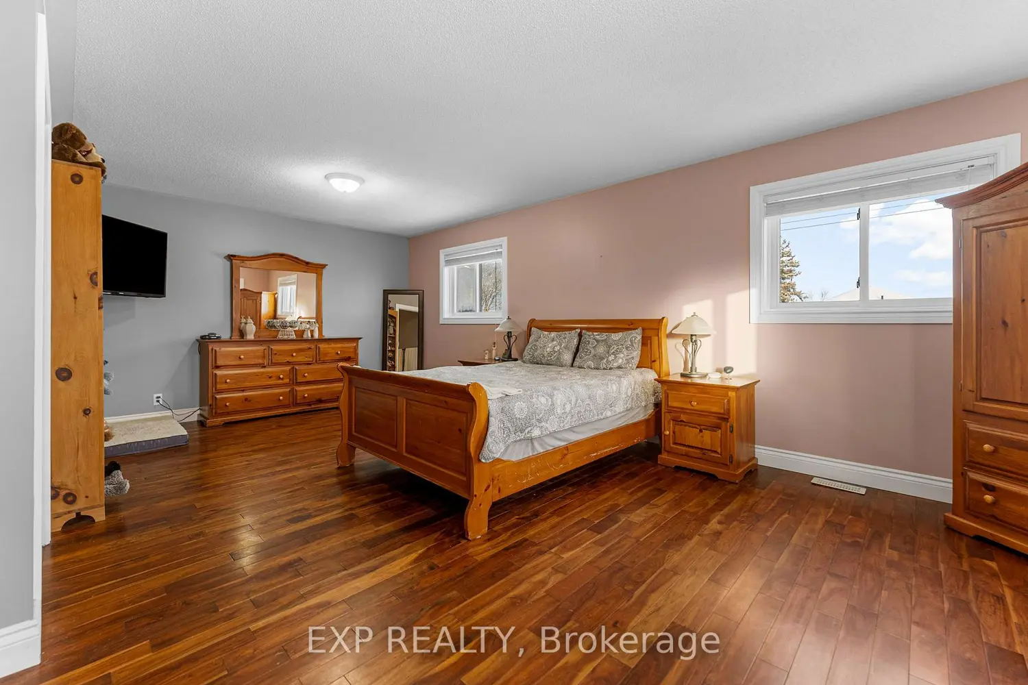 Additional image 9 of 395 Lisgar Avenue