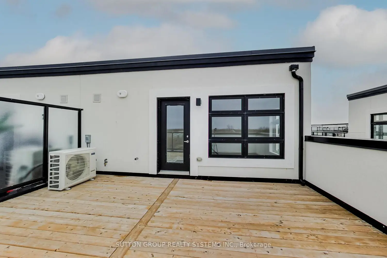 Additional image 18 of 1577 Rose Way 103