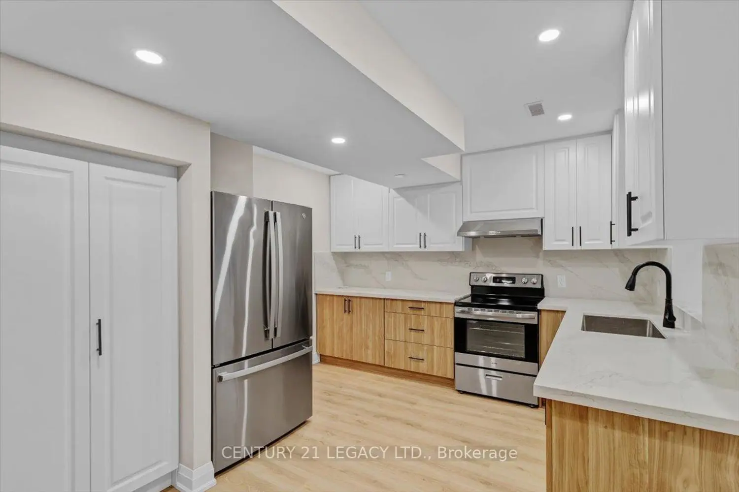 Additional image 10 of 2027 Churchill Avenue