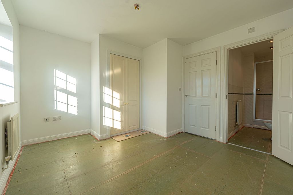 Additional image 13 of 4 bed terraced house for salePowis Close, Newport NP10