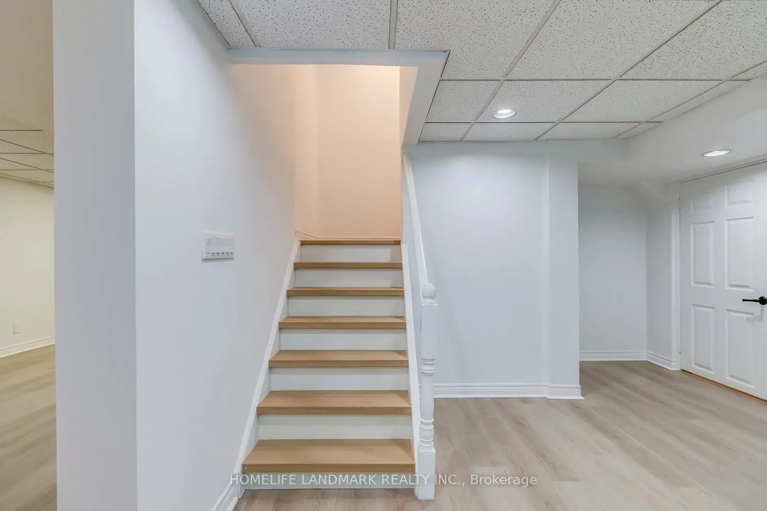 Additional image 15 of 427 Cairncroft Road