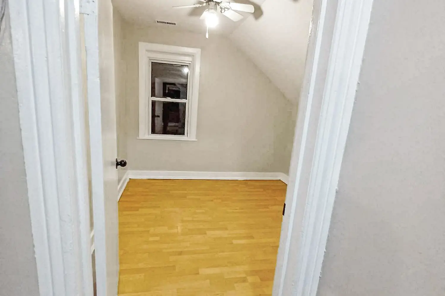 Additional image 18 of 5 Robinson Avenue