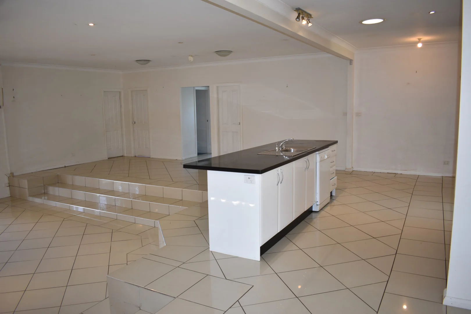 Additional image 5 of 17 Hume Street, Parkes NSW 2870