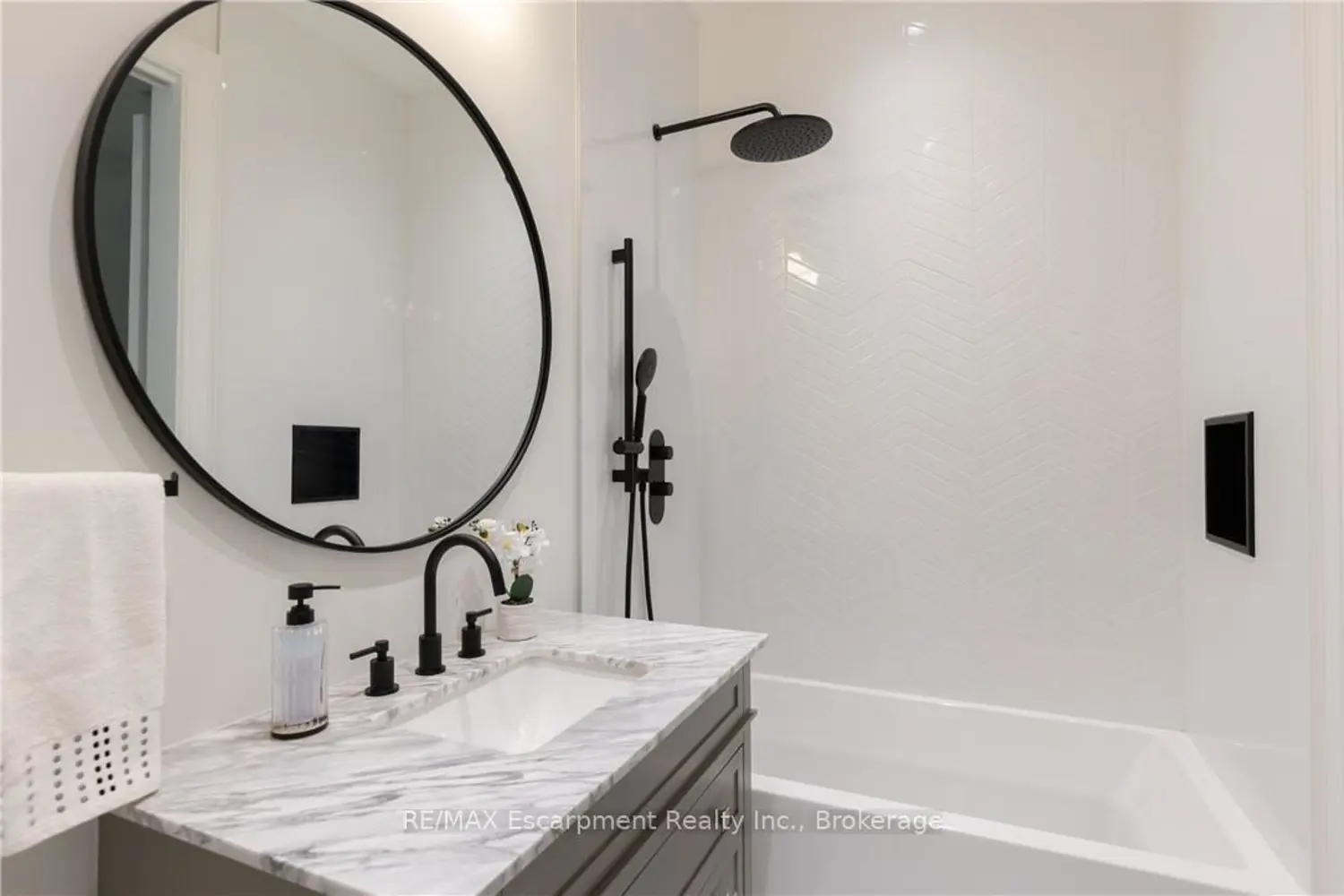 Additional image 10 of 46 Second Street