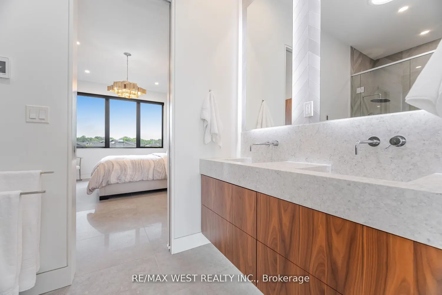 Additional image 12 of 83 Navigation Drive