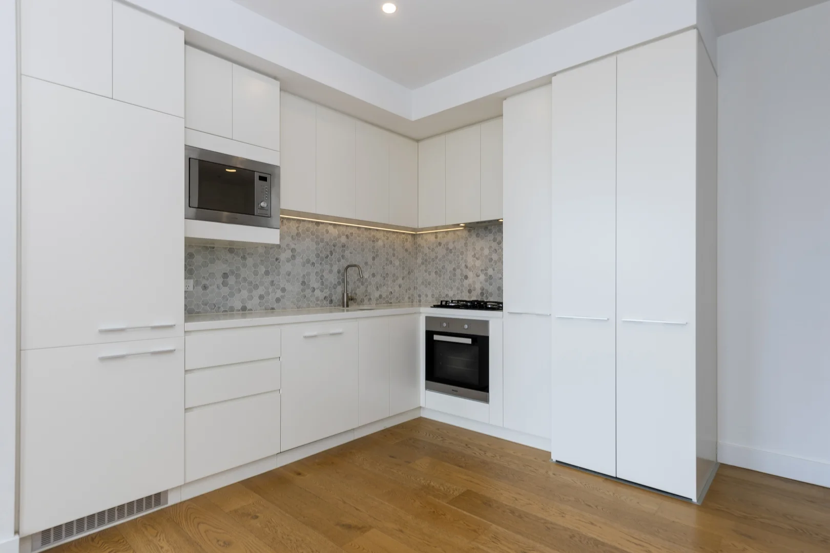 Additional image 3 of 1119/850 Whitehorse Rd, Box Hill VIC 3128