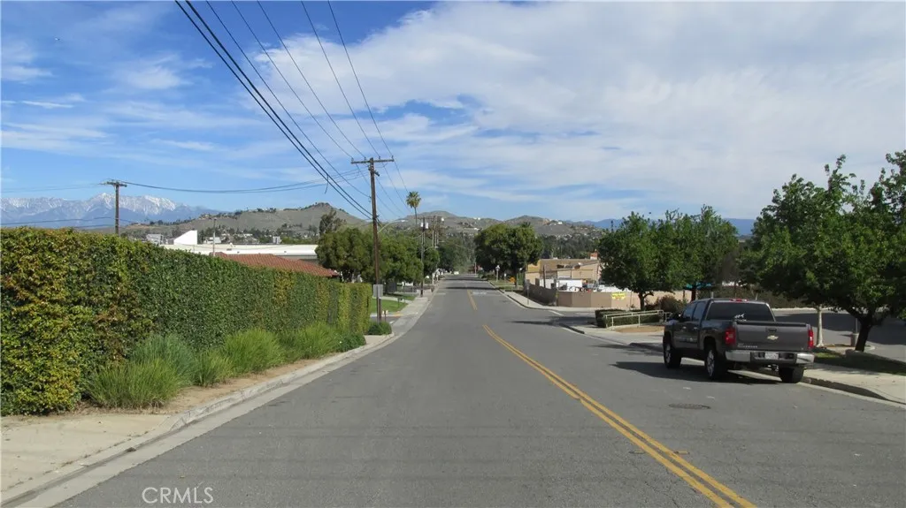 Additional image 4 of 5920 Jasmine Street, Riverside, CA 92504