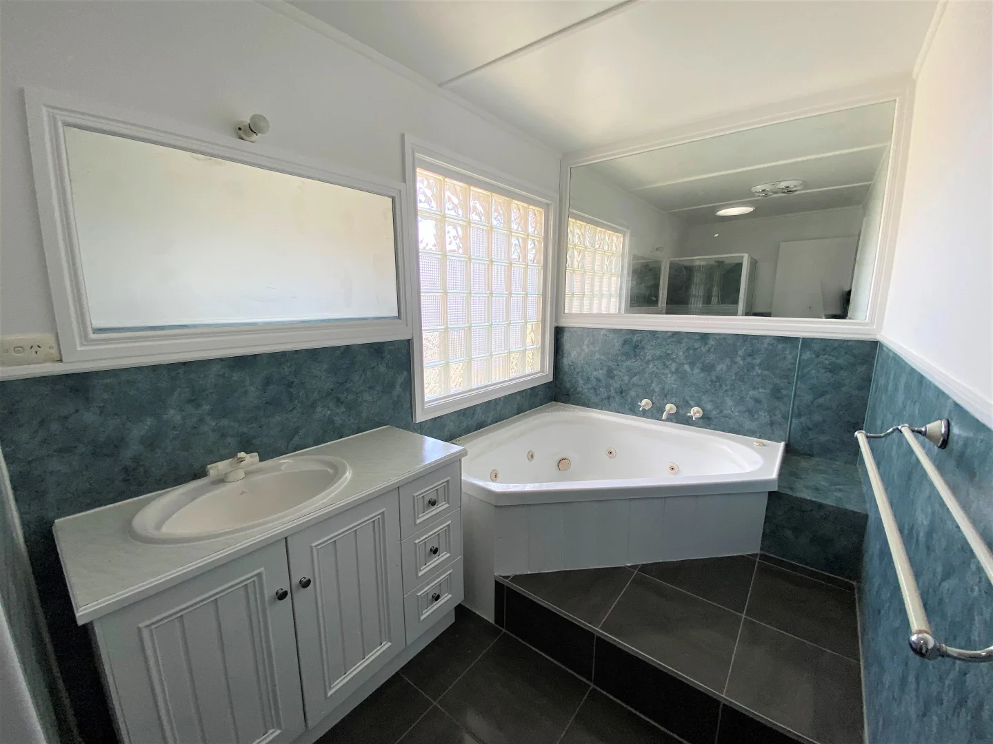 Additional image 33 of 25 & 25a Mullins Road, Killara VIC 3691