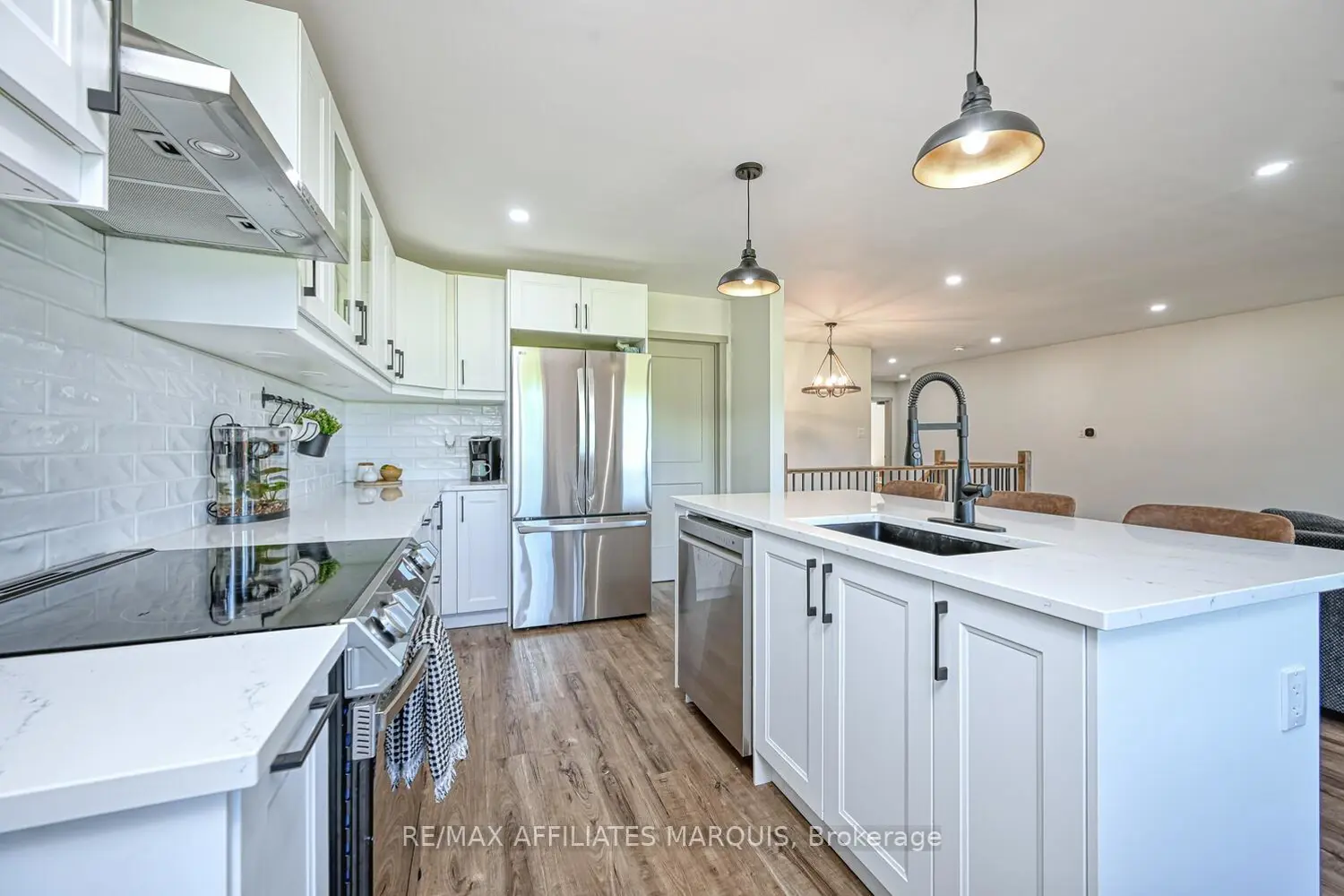 Additional image 4 of 1162 Rideau River Road