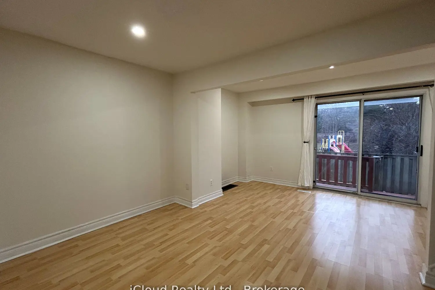 Additional image 8 of 400 Mississauga Valley Boulevard 88