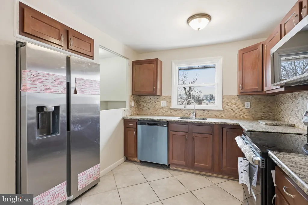 Additional image 3 of 11 Oakmont Drive, New Castle, DE 19720