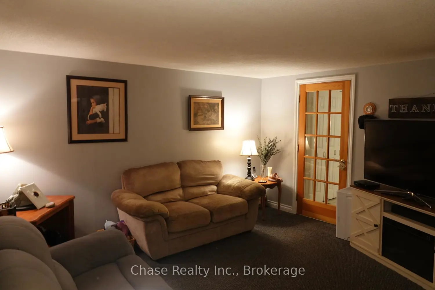 Additional image 9 of 5475 Lakeshore Road 9