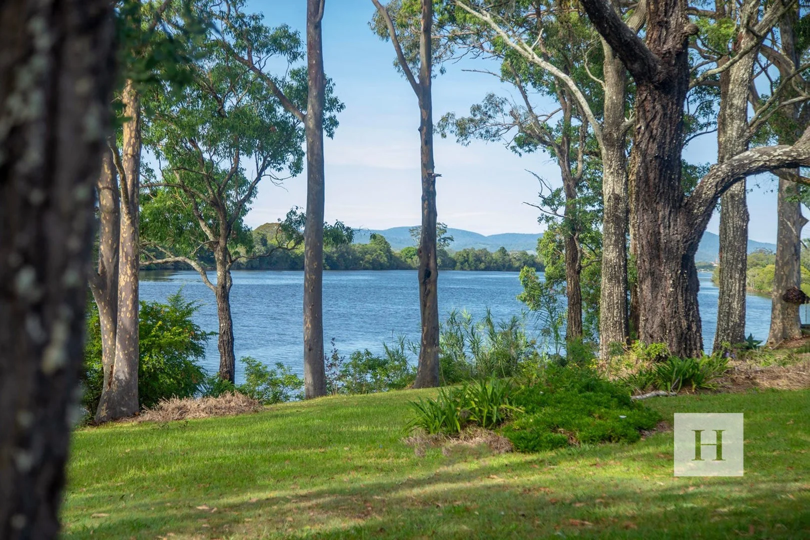 18 Ochiltree Place, Taree NSW 2430