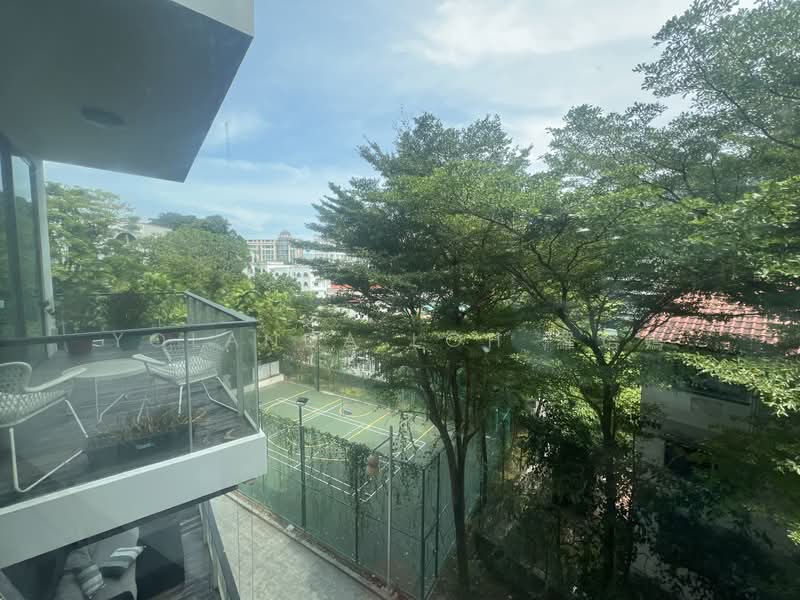 15 Oxley Walk photo 2
