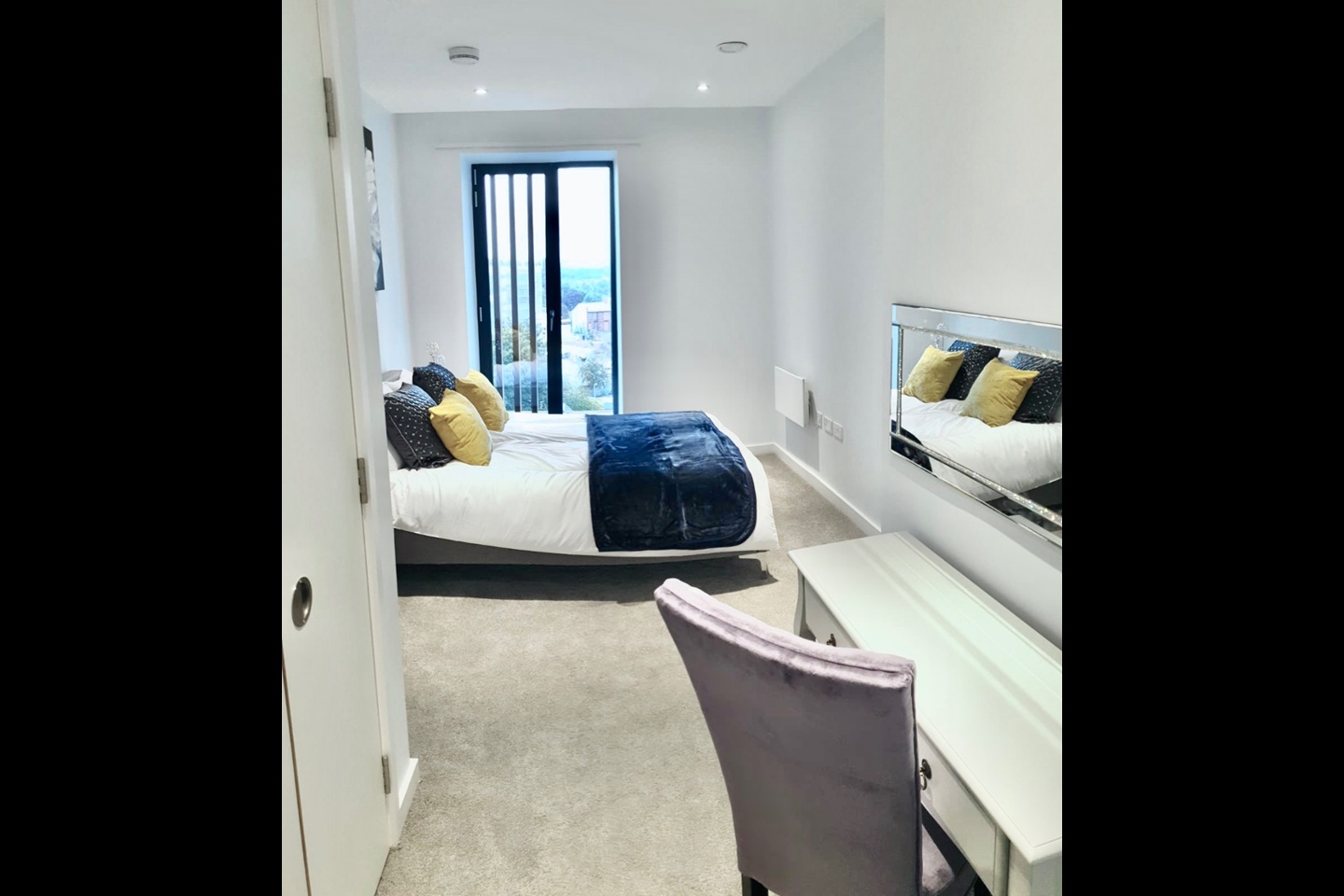 2 Bed Flat, Local Blackfriars, M3, N1 7GU