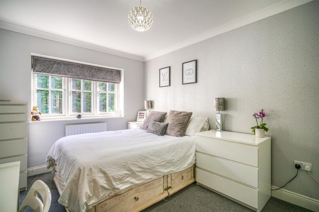 Additional image 17 of St. Andrews Drive, St. Albans