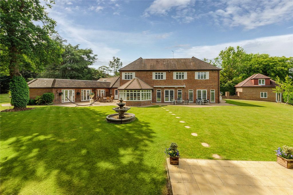Additional image 18 of 7 bed detached house for saleThe Leys, Loom Lane, Radlett, Hertfordshire WD7