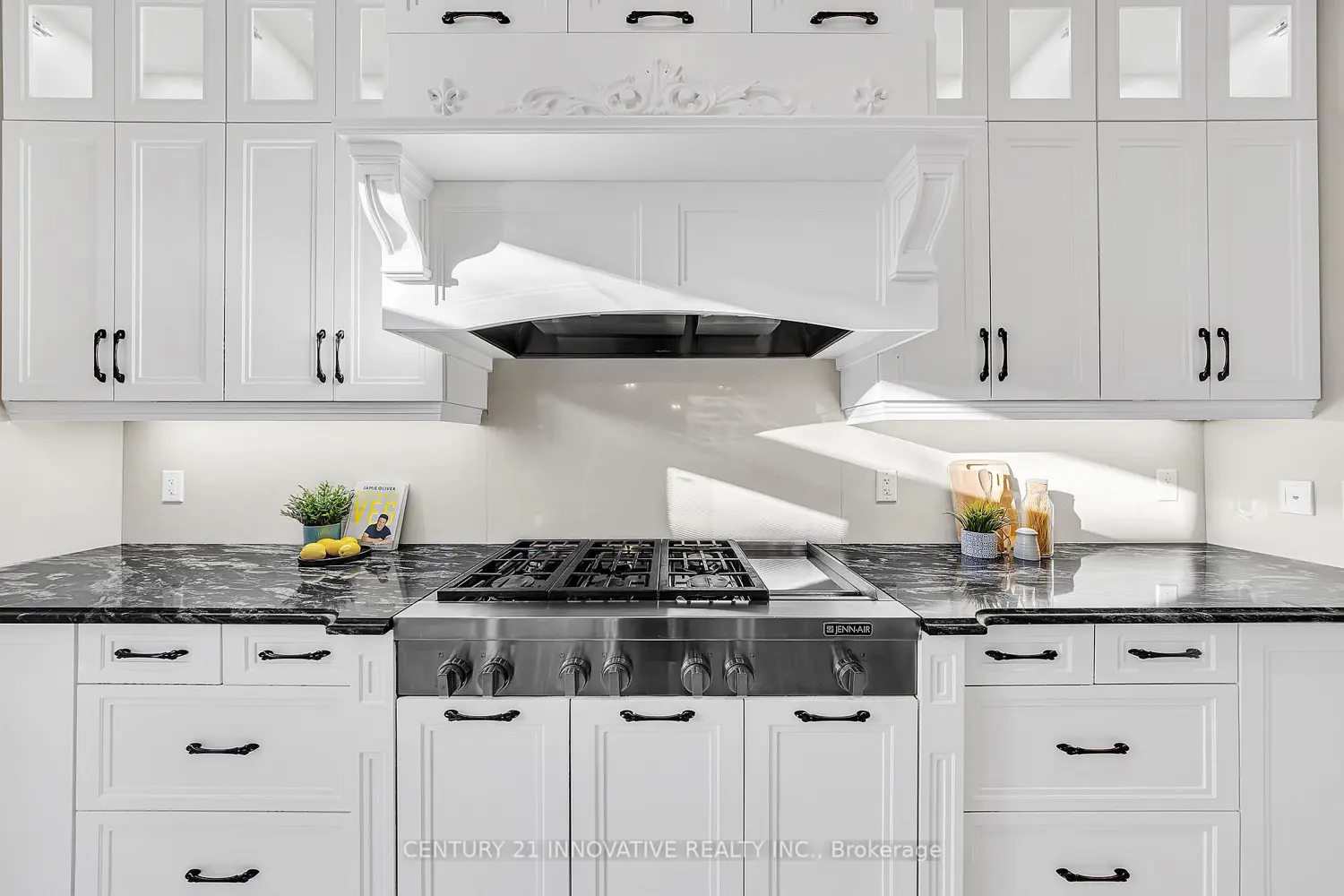 Additional image 8 of 752 Hillview Crescent