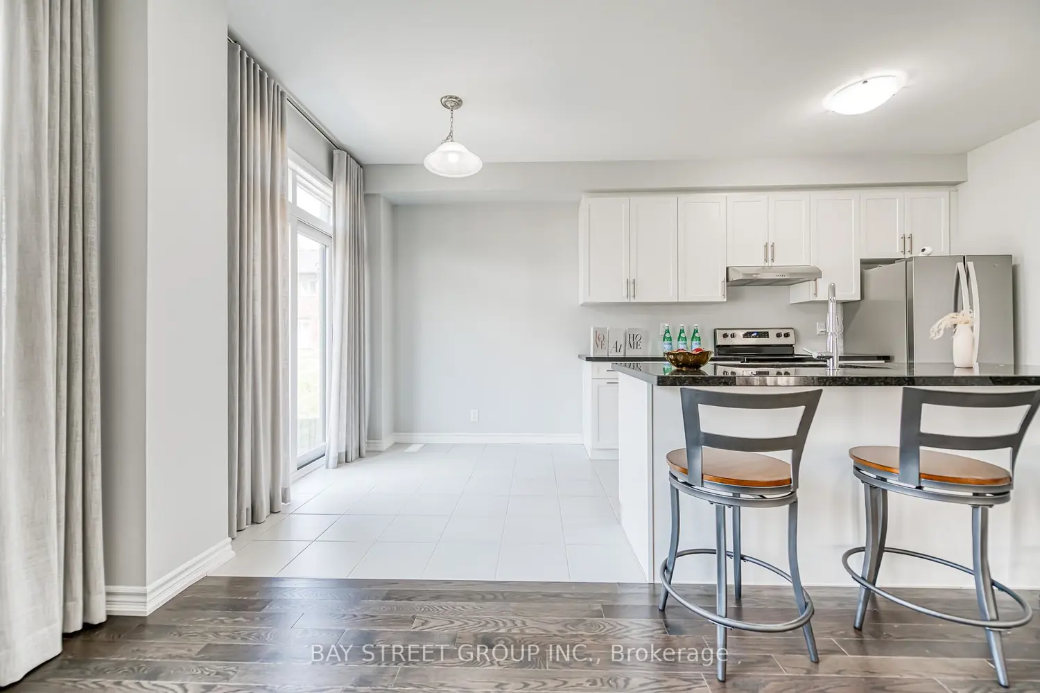 Additional image 12 of 32 Jessica Antonella Street